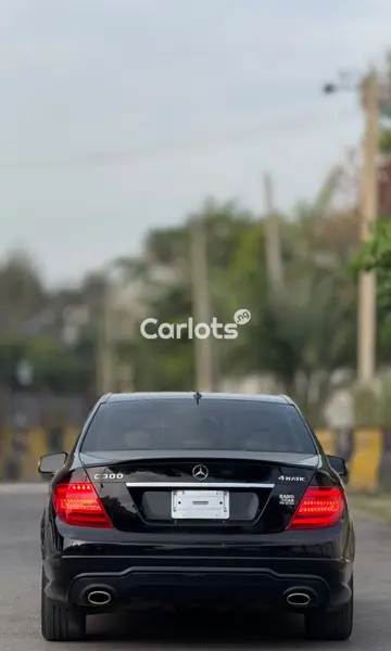 Foreign Used MERCEDES 2013 C300 for sale in Kano - thumbnail 7