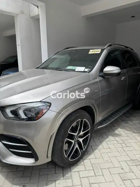 Foreign Used Mercedes-Benz GLE 2023 Golden for sale in Lekki, Lagos - thumbnail 3