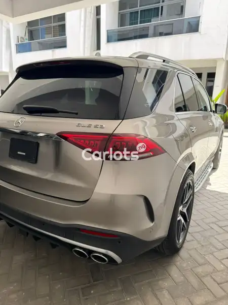 Foreign Used Mercedes-Benz GLE 2023 Golden for sale in Lekki, Lagos - thumbnail 5