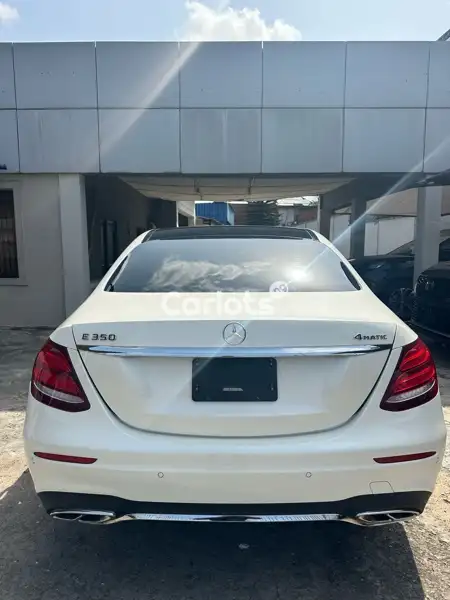 Foreign Used Mercedes-Benz E350 2020 White for sale in Surulere, Lagos - thumbnail 7