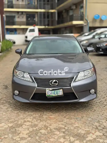 Nigerian Used 2015 Lexus ES350 for sale in Jahi, Abuja
