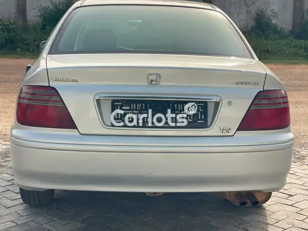 Foreign Used Honda Accord 2000 automatic transmission for sale in Kano - thumbnail 7