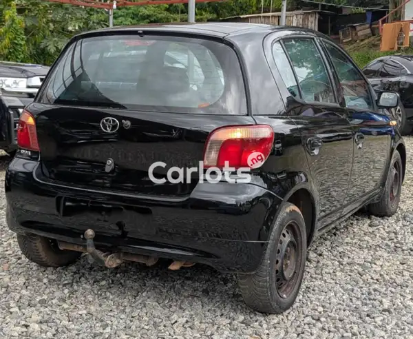 Foreign Used Toyota Yaris 2004 For Sale in Asokoro, Abuja - thumbnail 5