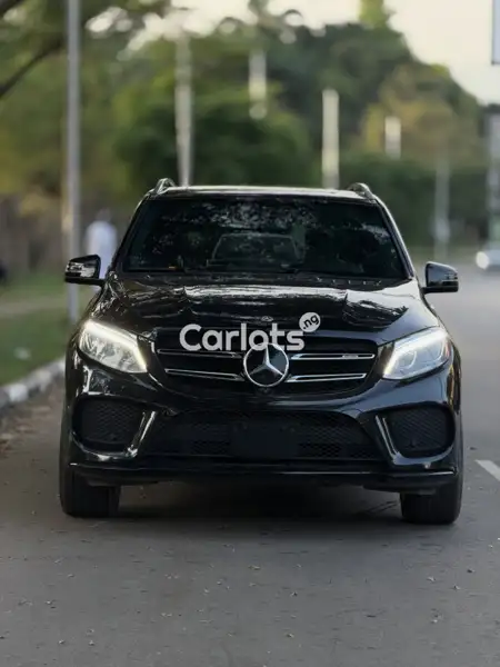 Nigerian Used Mercedes-Benz GLE43 2018 – Arrange Your Viewing Today for sale in Asokoro, Abuja - thumbnail 2