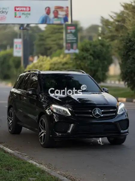 Nigerian Used Mercedes-Benz GLE43 2018 – Arrange Your Viewing Today for sale in Asokoro, Abuja - thumbnail 3
