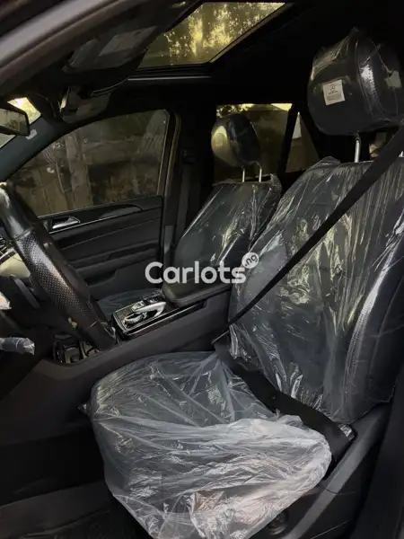 Nigerian Used Mercedes-Benz GLE43 2018 – Arrange Your Viewing Today for sale in Asokoro, Abuja - thumbnail 6