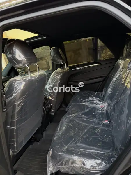 Nigerian Used Mercedes-Benz GLE43 2018 – Arrange Your Viewing Today for sale in Asokoro, Abuja - thumbnail 7