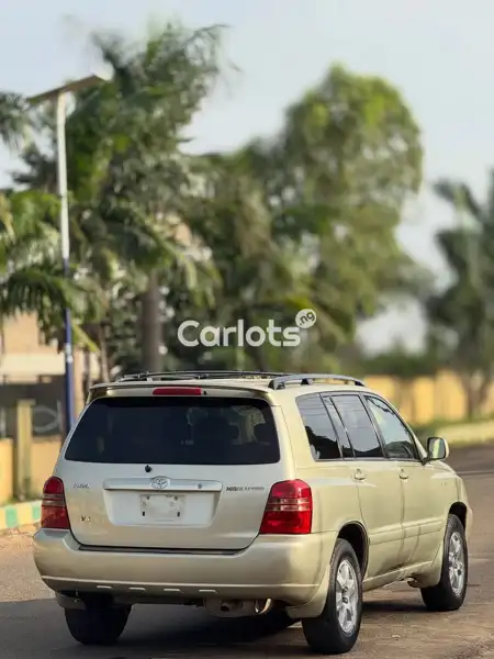 Nigerian Used Toyota Highlander 2003 Other for sale in Ajaokuta, Kogi - thumbnail 6
