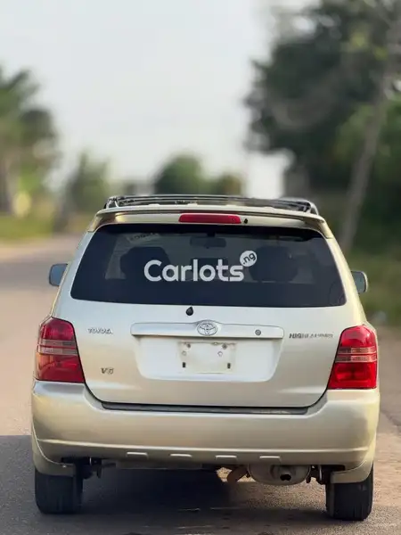 Nigerian Used Toyota Highlander 2003 Other for sale in Ajaokuta, Kogi - thumbnail 7