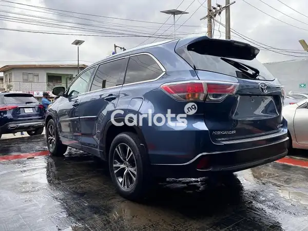 Foreign Used Toyota Highlander 2015 Other for sale in Ajaokuta, Kogi - thumbnail 5