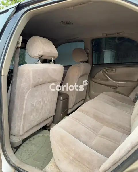 Nigerian Used Toyota Camry 2000 Other for sale in Ajaokuta, Kogi - thumbnail 4