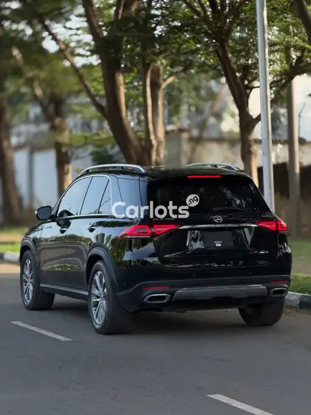 Foreign Used 2022 GLE350 Mercedes – Refined Comfort and Road Presence for sale in Asokoro, Abuja - thumbnail 7