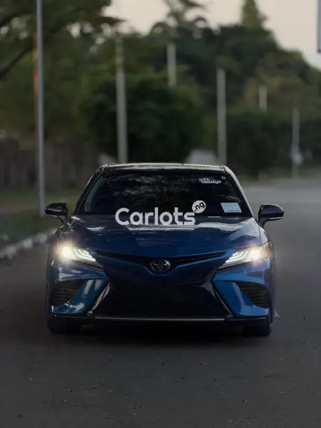 Foreign Used Toyota Camry 2019 Blue for sale in Asokoro, Abuja - thumbnail 2