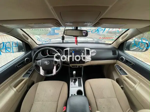 Foreign Used 2012 Toyota Tacoma For Sale in Ikorodu, Lagos - thumbnail 6