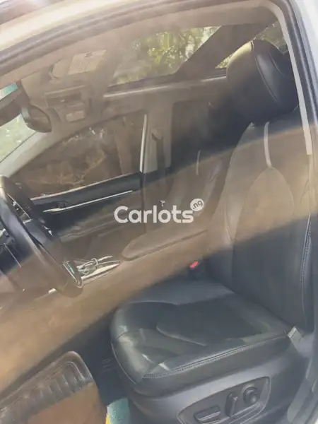 Foreign Used Toyota Camry 2020 White for sale in Asokoro, Abuja - thumbnail 6