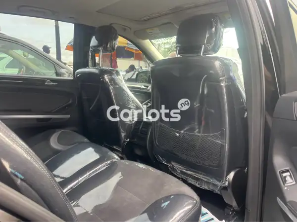 Foreign used 2010 Mercedes Benz Ml350 for sale in Apapa, Lagos - thumbnail 3