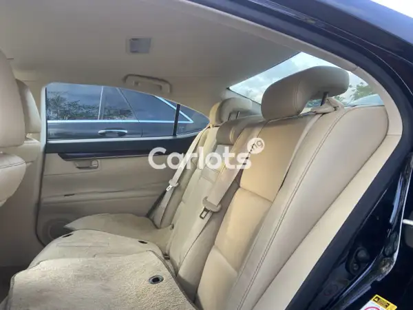 Foreign used 2015 Lexus Es350 for sale in Apapa, Lagos - thumbnail 3