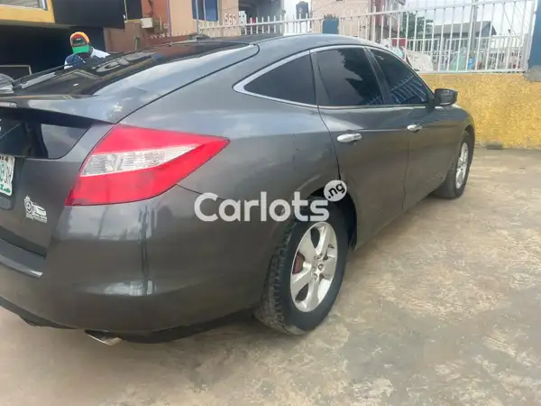 Nigerian Used Honda crosstour 2012 for sale in Abule Egba, Lagos
