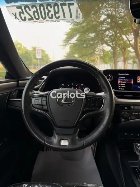 Foreign Used Lexus ES350 – Refined Japanese Luxury for sale in Asokoro, Abuja - thumbnail 4