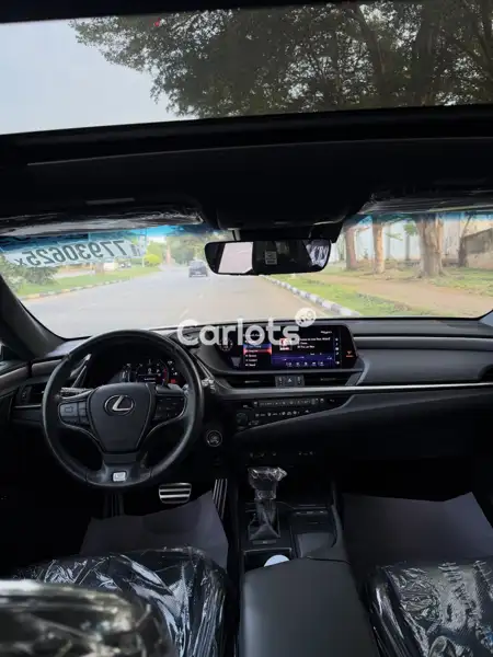 Foreign Used Lexus ES350 – Refined Japanese Luxury for sale in Asokoro, Abuja - thumbnail 5