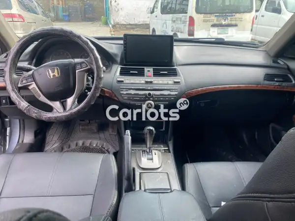 Nigerian Used Clean Hondacrosstour 2011 for sale in Igando, Lagos - thumbnail 2