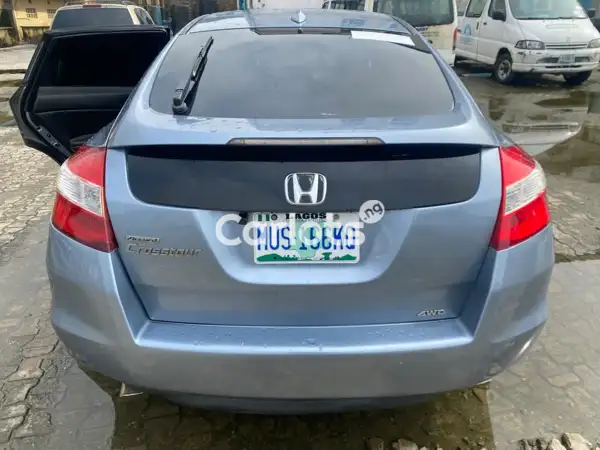 Nigerian Used Clean Hondacrosstour 2011 for sale in Igando, Lagos - thumbnail 3