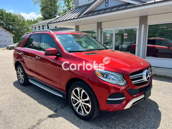 Foreign Used Mercedes-Benz GLE 350 2016 Red for sale in Ajah, Lagos - thumbnail 4