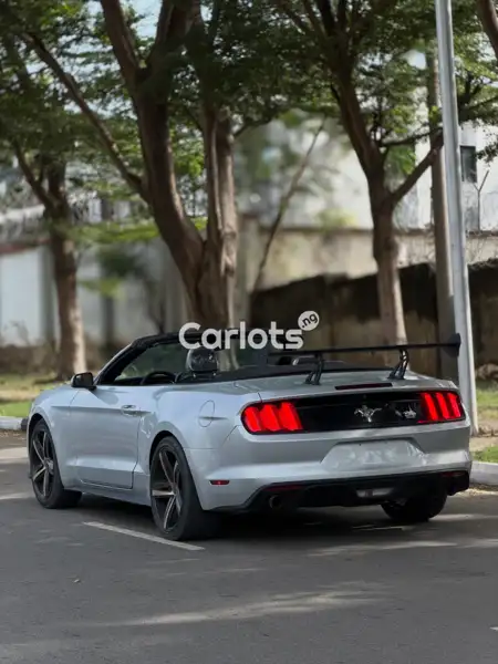 Foreign Used Ford Mustang 2018 Beige for sale in Asokoro, Abuja - thumbnail 7