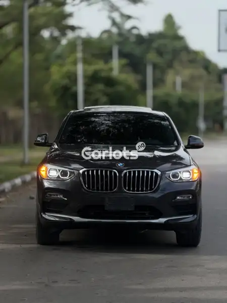 Nigerian Used BMW X4 2020 Black for sale in Asokoro, Abuja - thumbnail 2