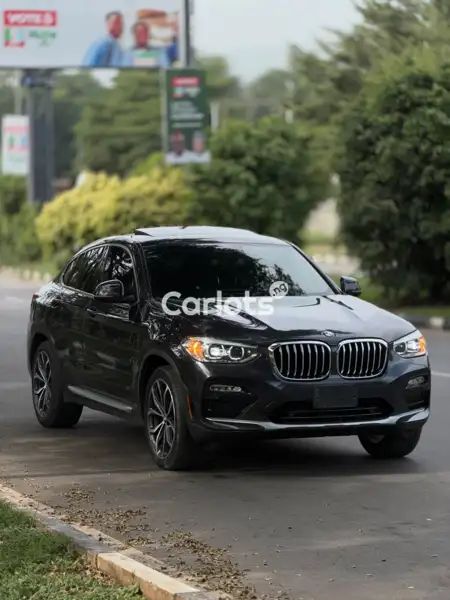Nigerian Used BMW X4 2020 Black for sale in Asokoro, Abuja - thumbnail 3