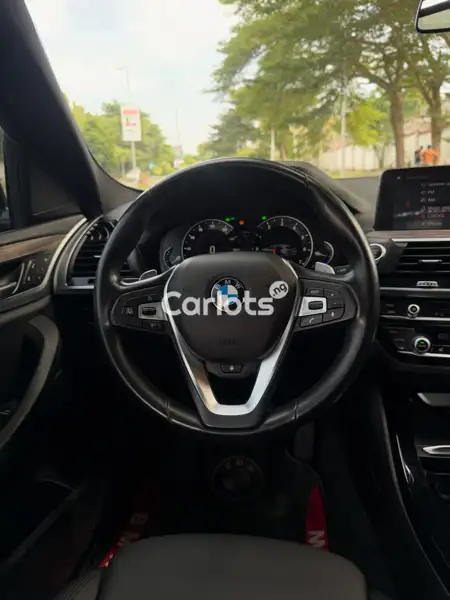 Nigerian Used BMW X4 2020 Black for sale in Asokoro, Abuja - thumbnail 4