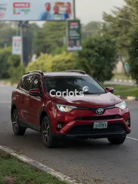 Nigerian Used Toyota RAV4 2016 Red for sale in Asokoro, Abuja - thumbnail 3