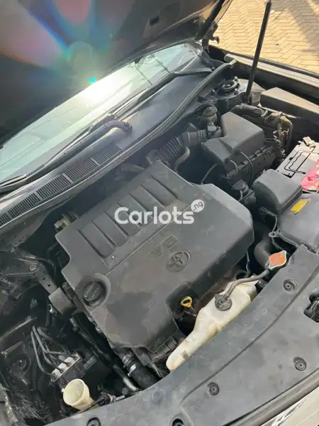 Nigerian Used Toyota Camry 2014 Black for sale in Garki, Abuja - thumbnail 2