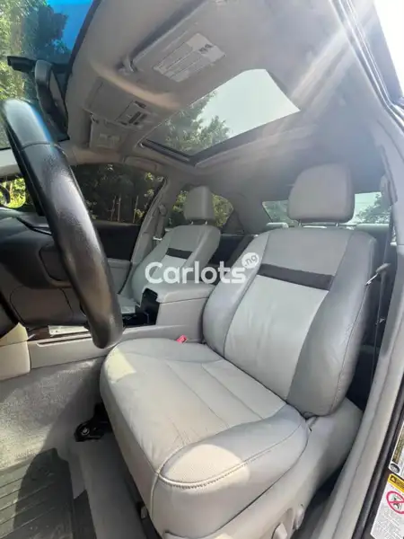 Nigerian Used Toyota Camry 2014 Black for sale in Garki, Abuja - thumbnail 4