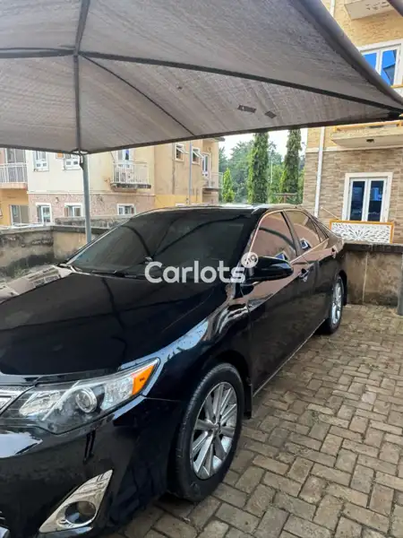 Nigerian Used Toyota Camry 2014 Black for sale in Garki, Abuja - thumbnail 5