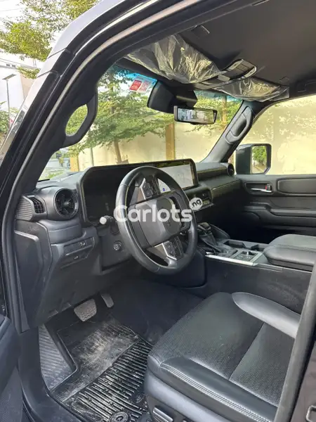Foreign Used Toyota Prado 2025 Black for sale in Kano - thumbnail 4