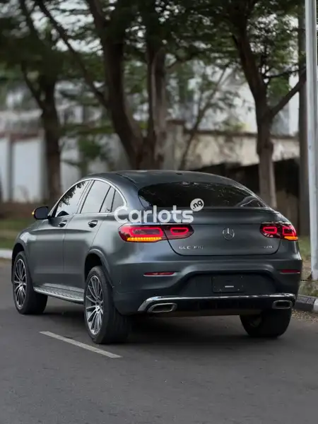 Foreign Used Mercedes-Benz GLC 2023 Gray for sale in Asokoro, Abuja - thumbnail 7