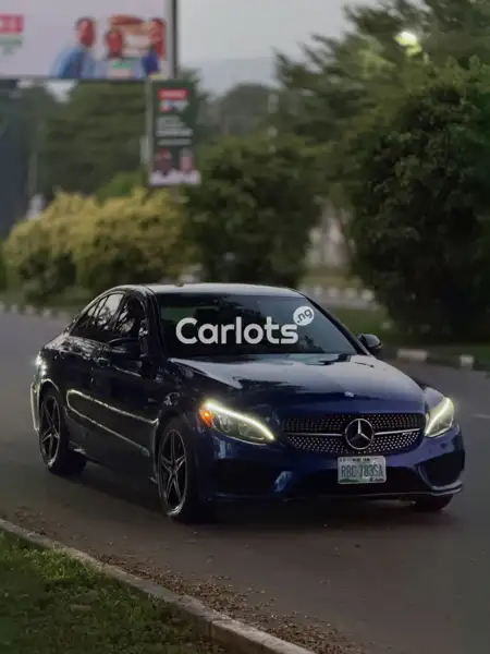 Nigerian Used Mercedes-Benz C43 AMG 2017 Blue for sale in Asokoro, Abuja - thumbnail 3