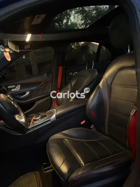 Nigerian Used Mercedes-Benz C43 AMG 2017 Blue for sale in Asokoro, Abuja - thumbnail 6