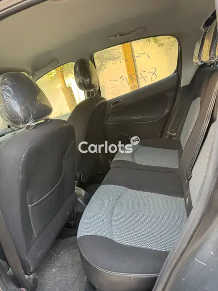 Foreign Used Peugeot 206 2004 Black for sale in Kano - thumbnail 5