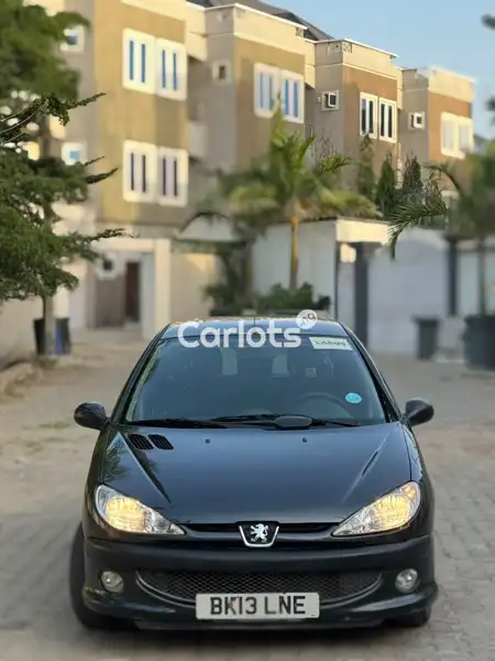 Foreign Used Peugeot 206 2004 Black for sale in Kano - thumbnail 7