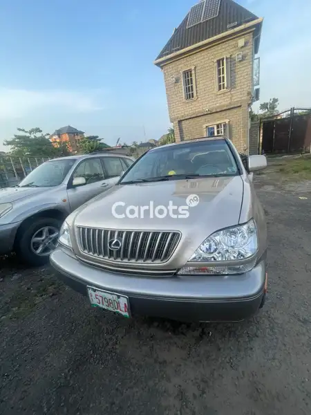 Nigerian Used Lexus RX 300 2003 Golden for sale in Iba, Lagos