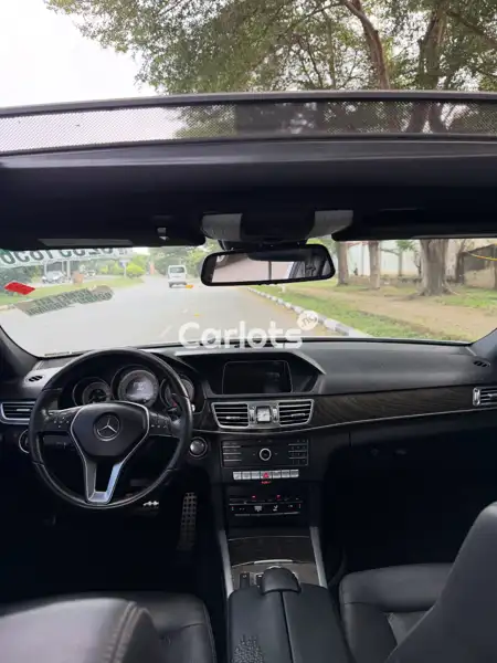 Foreign Used Mercedes-Benz E350 2016 Silver for sale in Asokoro, Abuja - thumbnail 5