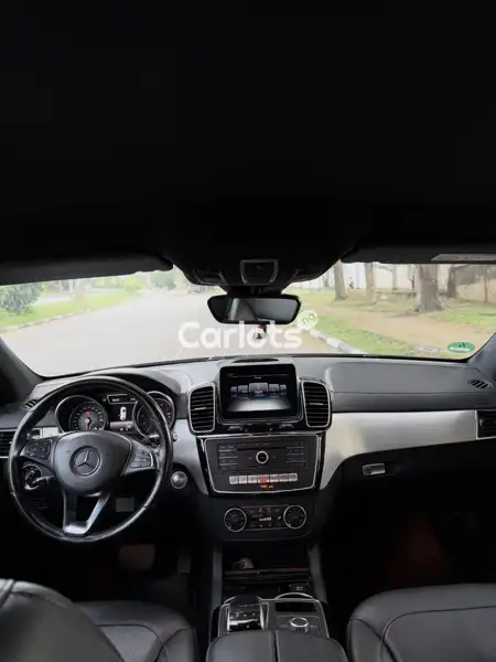 Foreign Used Mercedes-Benz GLE 2015 Black for sale in Asokoro, Abuja - thumbnail 5
