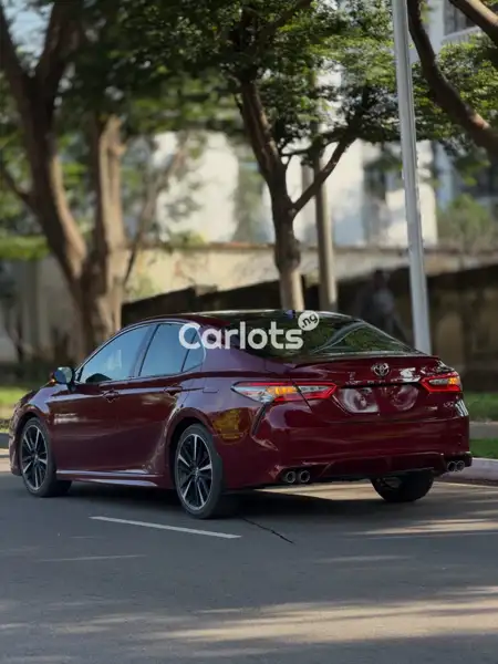 Foreign Used Toyota Camry 2018 Red for sale in Asokoro, Abuja - thumbnail 7