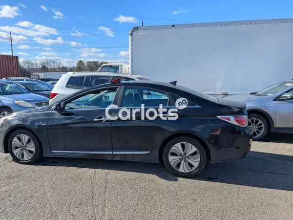 Nigerian Used Hyundai Sonata 2013 Black for sale in Lagos