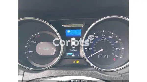 Nigerian Used Hyundai Sonata 2013 Black for sale in Lagos - thumbnail 6