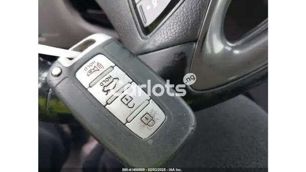 Nigerian Used Hyundai Sonata 2013 Black for sale in Lagos - thumbnail 7
