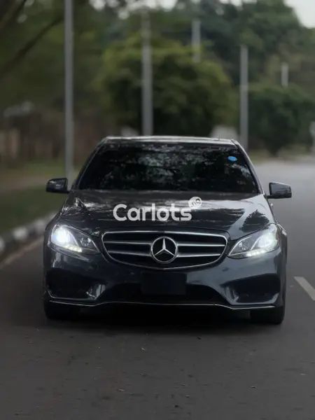 Foreign Used Mercedes-Benz E350 2016 Black for sale in Asokoro, Abuja - thumbnail 2