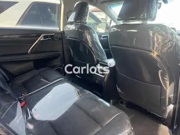 Foreign Used Lexus RX 350 2017 White for sale in Apapa, Lagos - thumbnail 3